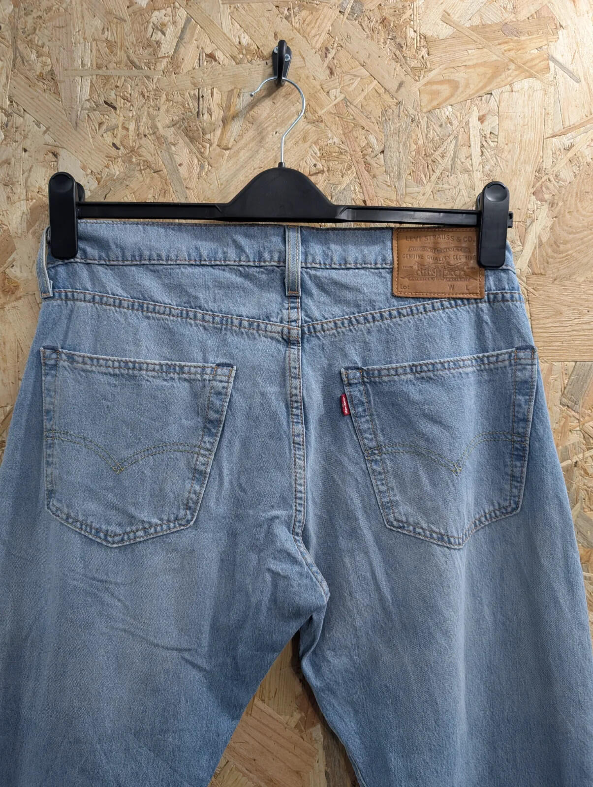 Levis 502 Jeans Mens W32 L32 Light Blue Wash Denim Zip Fly Regular Straight Leg