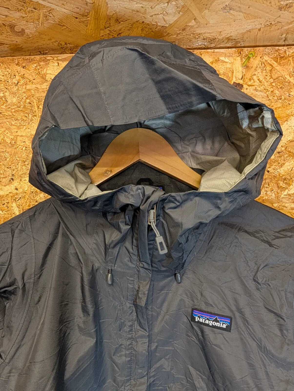 Patagonia Torrentshell 3L Rain Jacket Mens XS Waterproof Coat Grey H2no Anorak