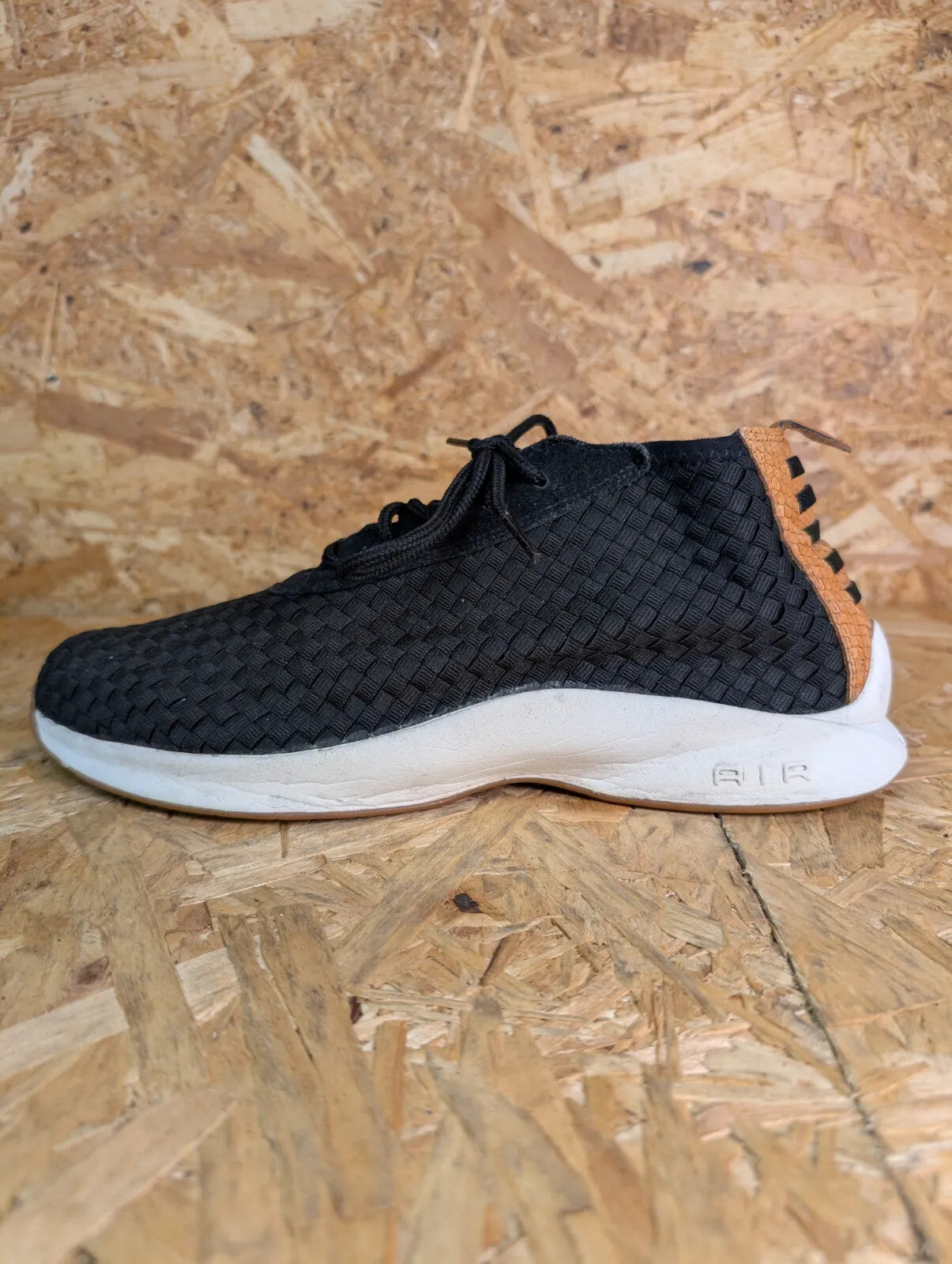 Nike Air Woven Boots Trainers UK9 EU43 Black Woven Black Dark Russet Hi Tops
