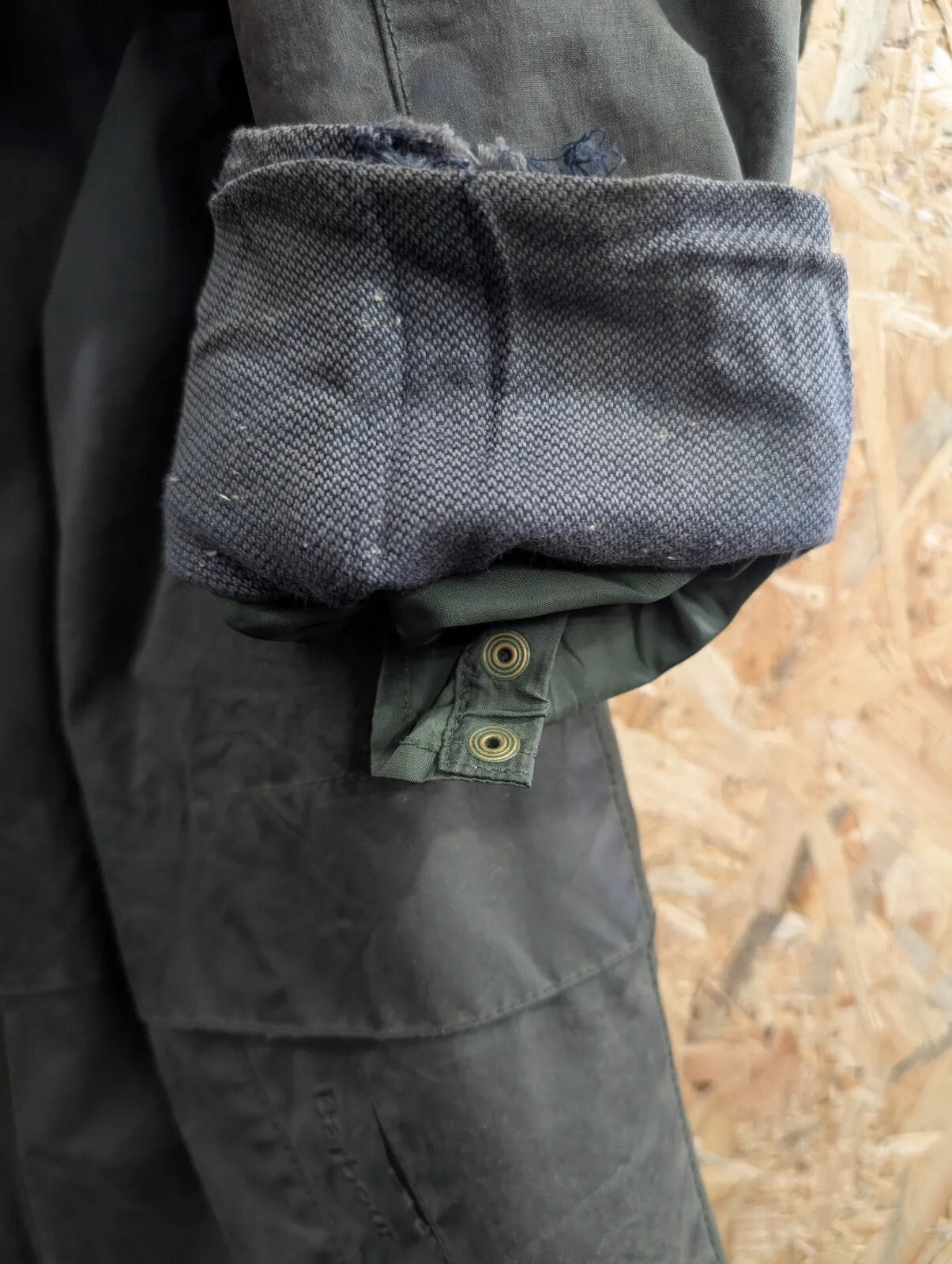 Barbour Sark Jacket Mens Medium Olive Green Waxed Cotton Quilted Cord Collar