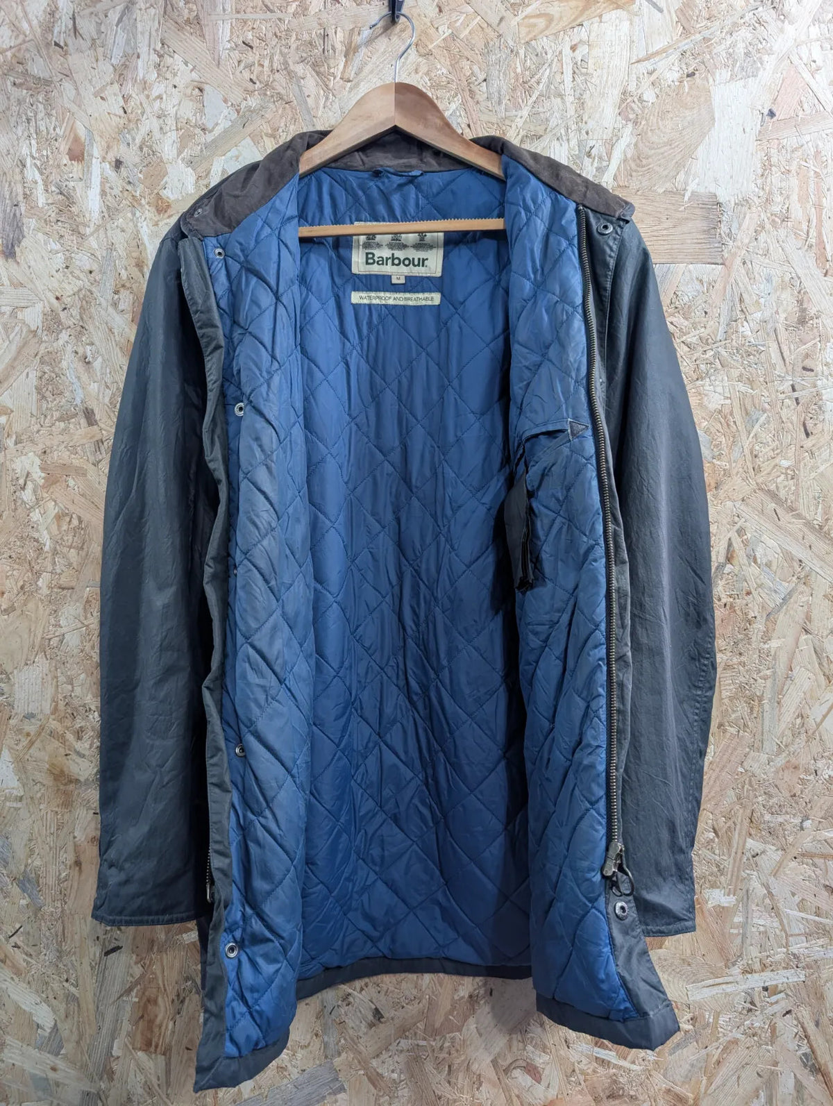 Barbour Wax Jacket Mens Medium Navy Blue Quilted Waterproof Breathable Padded