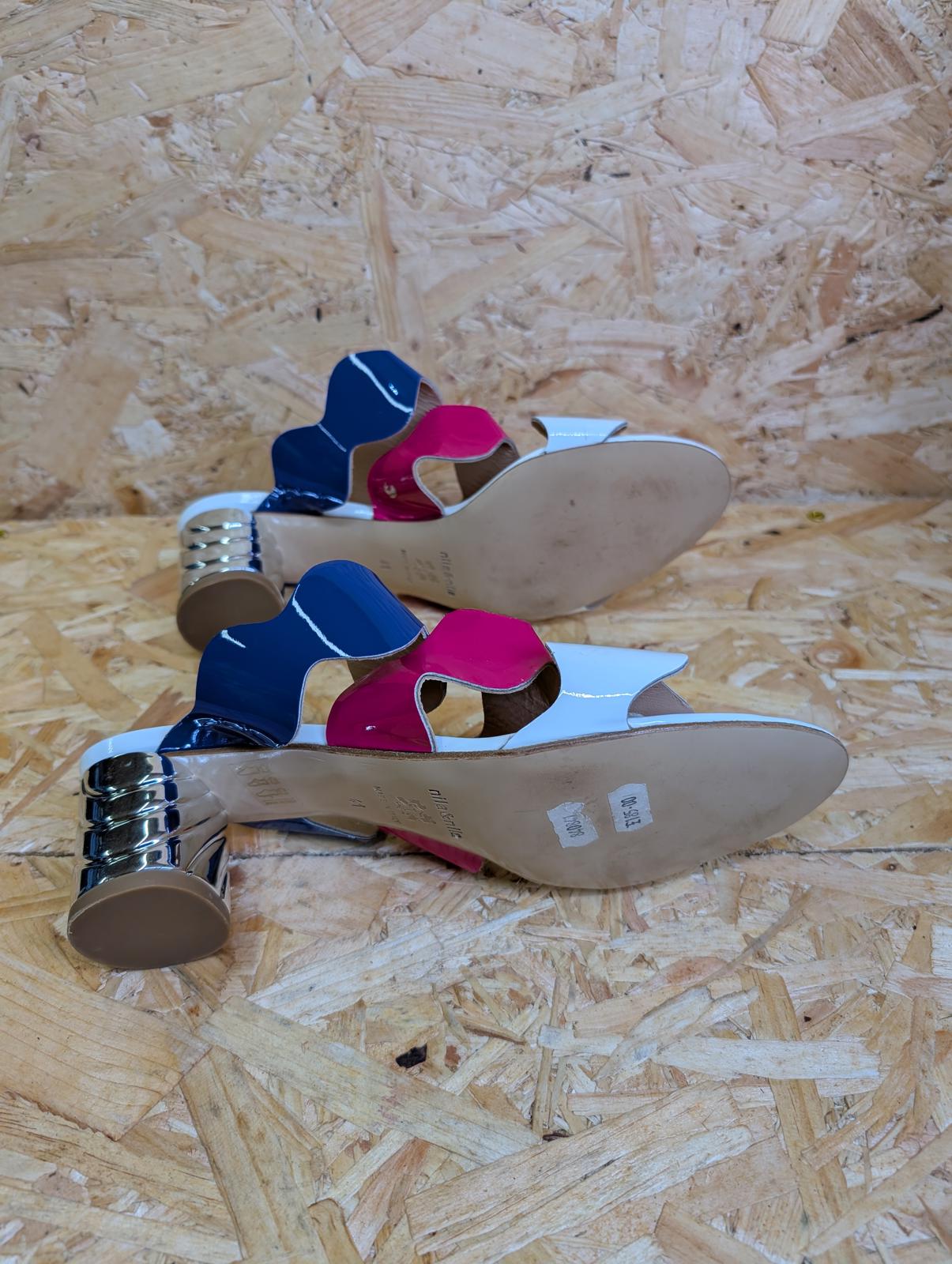 Nila & Nila Made In Italy Chunky Heel Shoes Leather Uppers 7.5 UK 41 EU £185