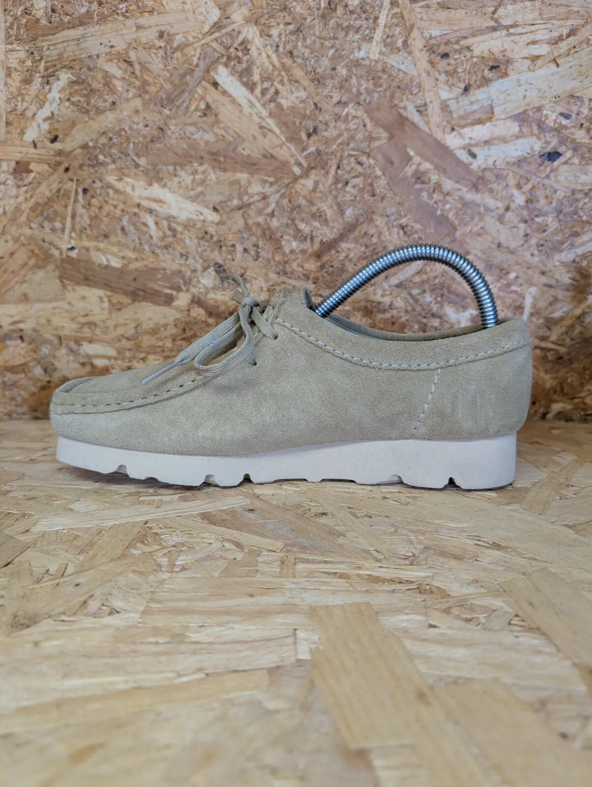 Clarks Originals Wallabee Shoes Mens UK6 EU 39.5 Beige Suede Sand Gore Tex Lace