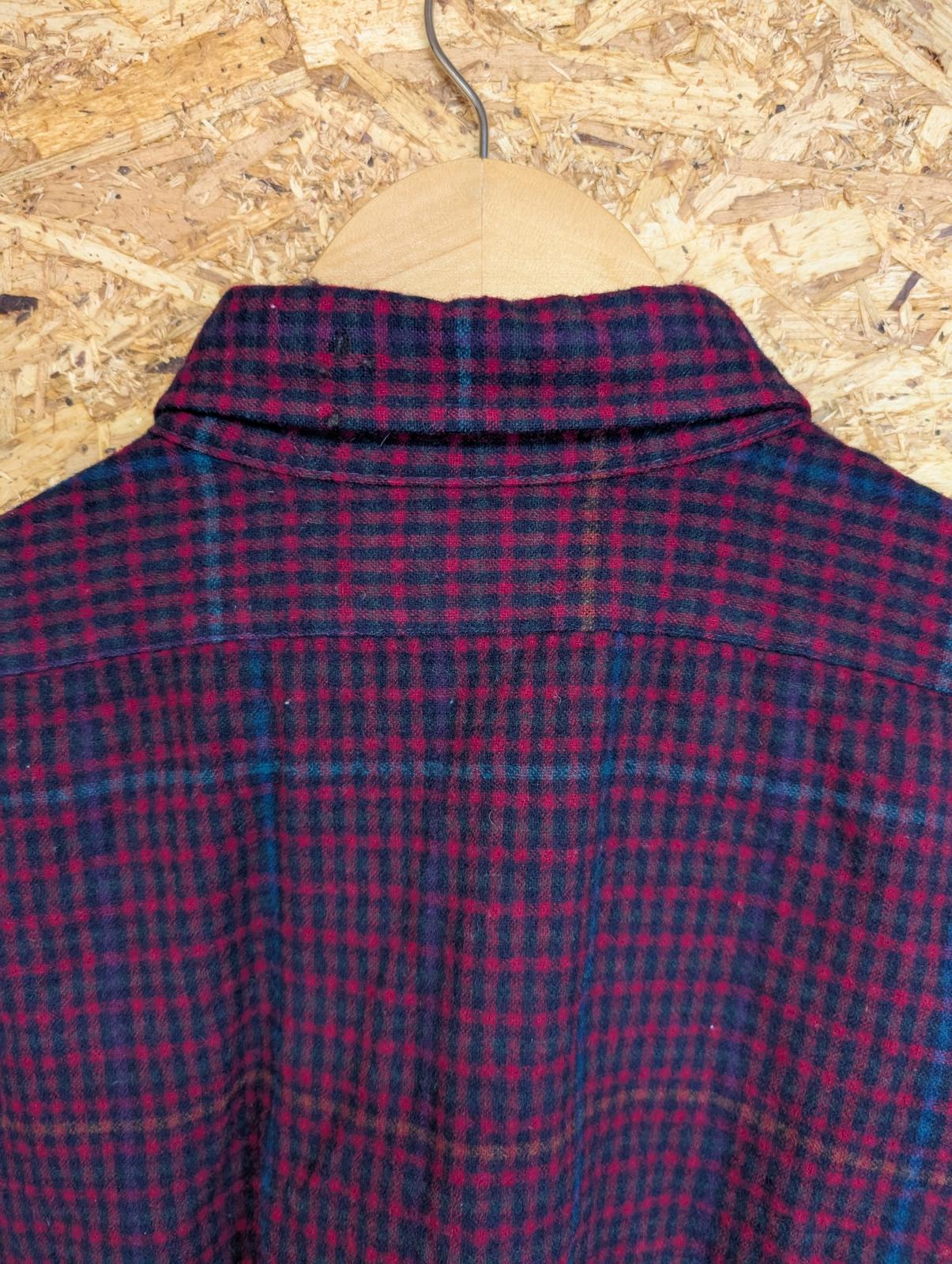 Pendleton Fireside Shirt Mens Medium Burgundy Blue Check Plaid Wool Made In USA