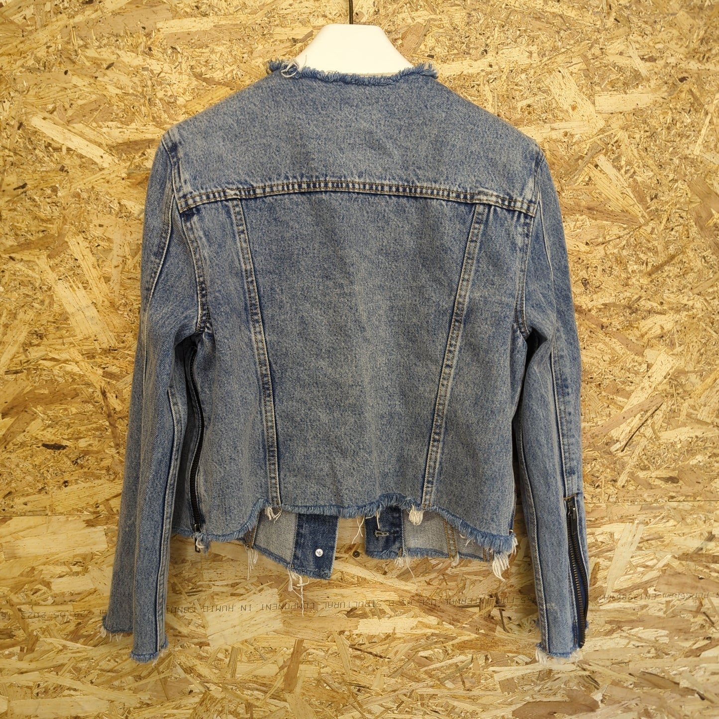 Levis Altered Range Cropped Denim Jean Jacket Womens Size Medium 10-12 Blue