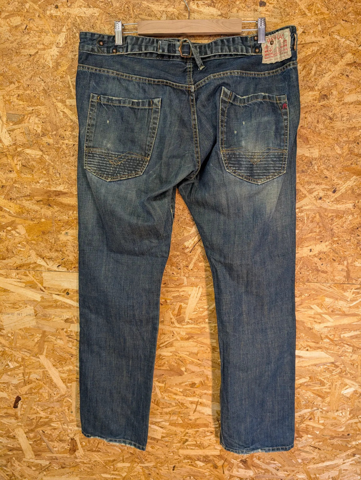 Replay Jeans Mens W38 L34 Dark Blue Wash Denim Distress Cinch Buckle Back Y2K