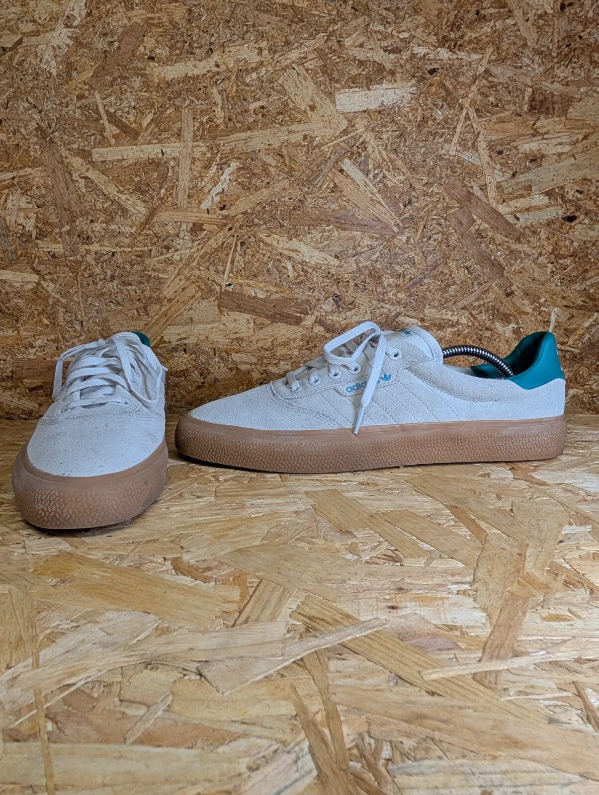 Adidas Skate Shoes Mens UK10.5 Grey Suede Gum Sole Lace Leather SB Low Tops