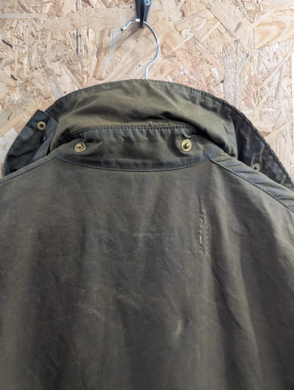 Vintage 80s Barbour Border A200 Waxed Coat Mens Medium C40 Sage Green 2 x Crests