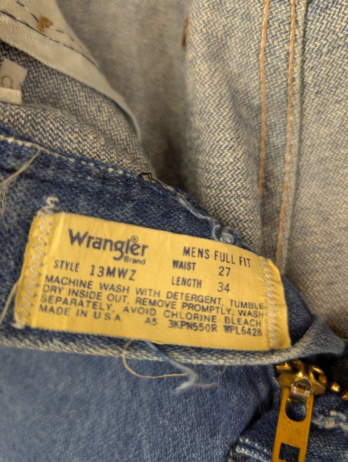 Vintage Wrangler 13MWZ Jeans Mens W27 L34 Blue Denim Straight Leg Zip Fly 80s