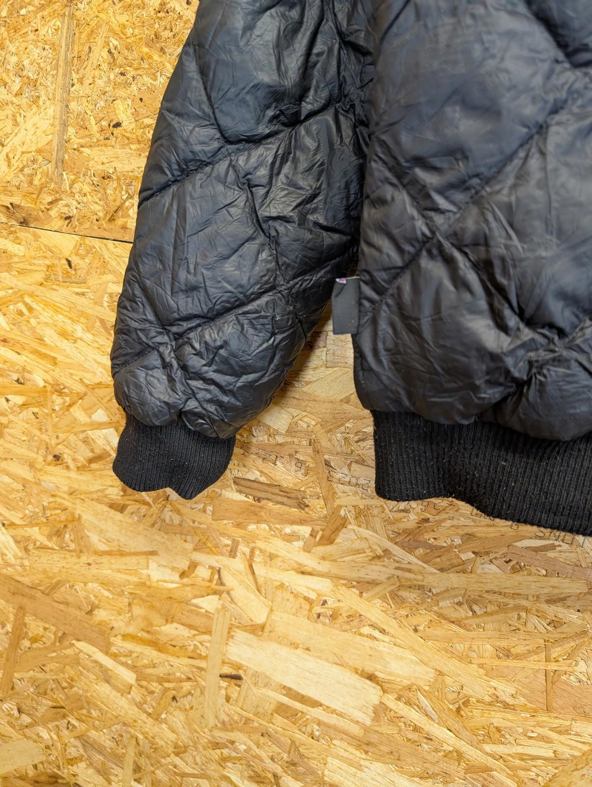 Patagonia Prow Bomber Jacket Small Women Puffer Quilted Black Duck Feather Zip