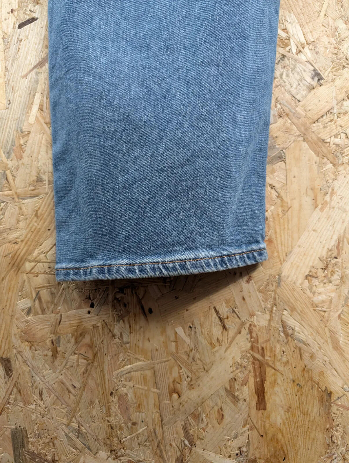 Levis 502 Jeans Mens W48 L32 Light Blue Wash Stretch Denim Straight Leg Zip Fly