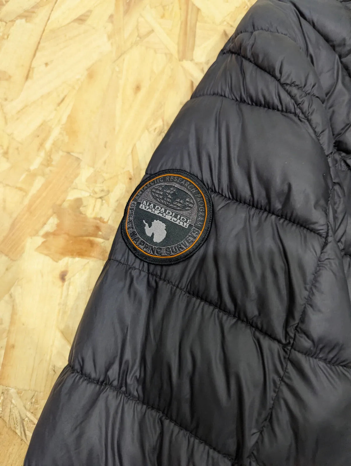 Napapijri Puffer Jacket Mens Medium Black Quilted Insulated Padded Lightweight