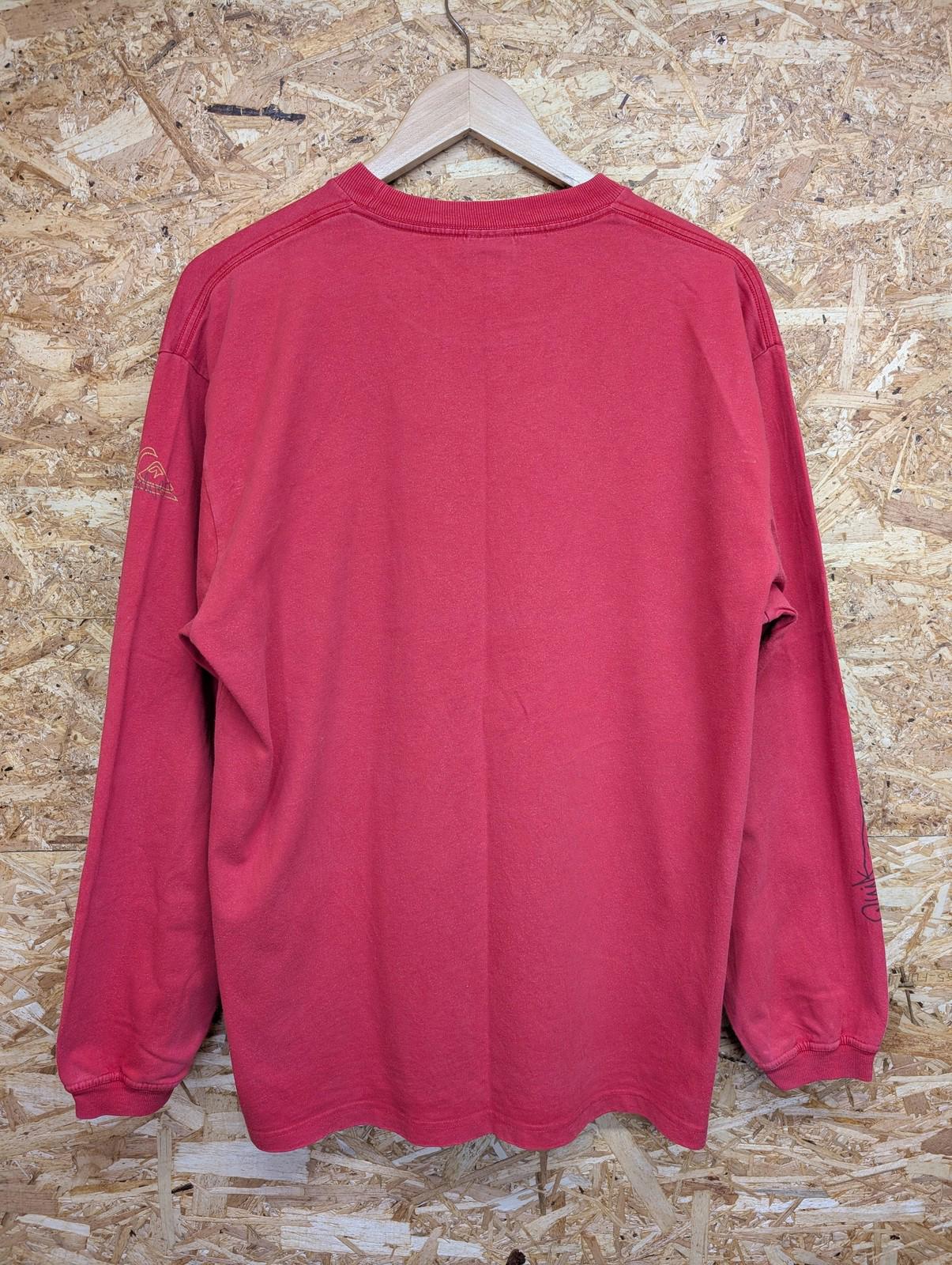 Quiksilver Long Sleeve T-Shirt Large Men Graphic Red Pink 90s Vintage Crew Neck
