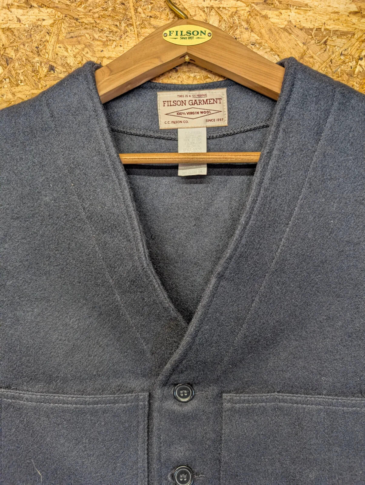 Filson Mackinaw Wool Vest Mens Medium 40 Navy Blue USA Made Button Up Gilet