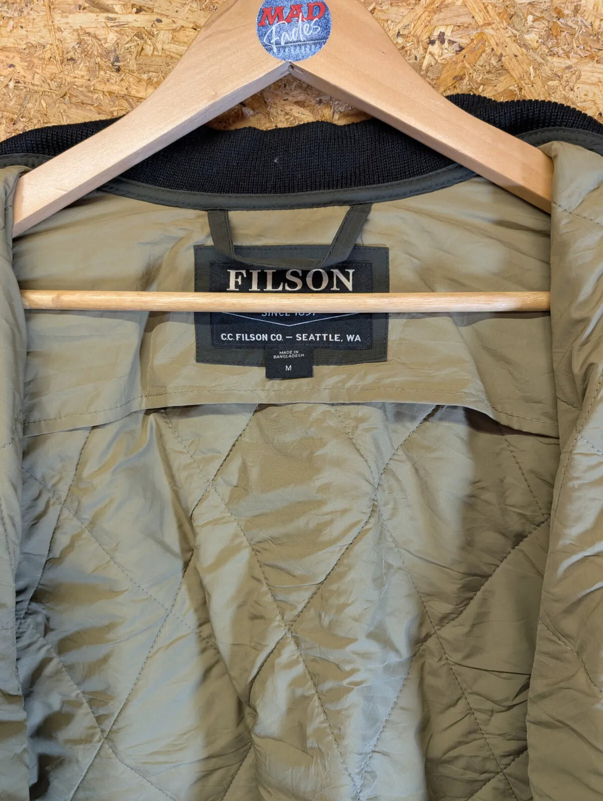 Filson Quilted Pack Bomber Jacket Mens Medium Dark Otter Green Padded Primaloft