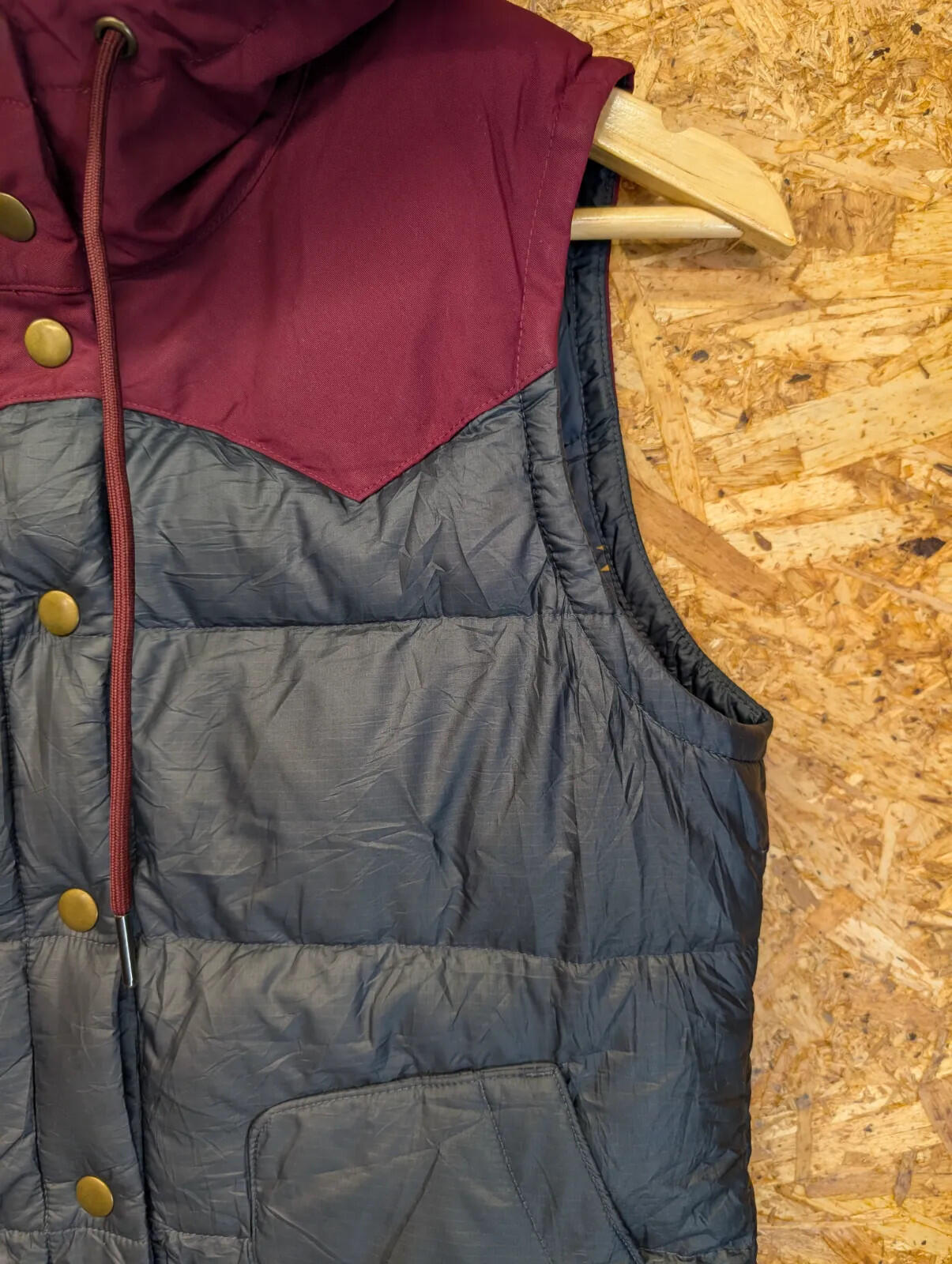 Patagonia Hooded Puffer Gilet Womens XS Navy Blue Burgundy Down Feather Fill