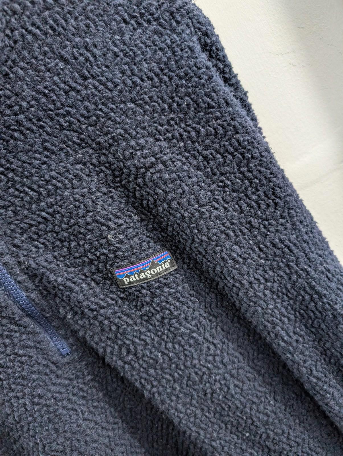 Patagonia Large Men Woolyester Fleece 1/4 Zip Top Navy Blue Knit Warm Hiking