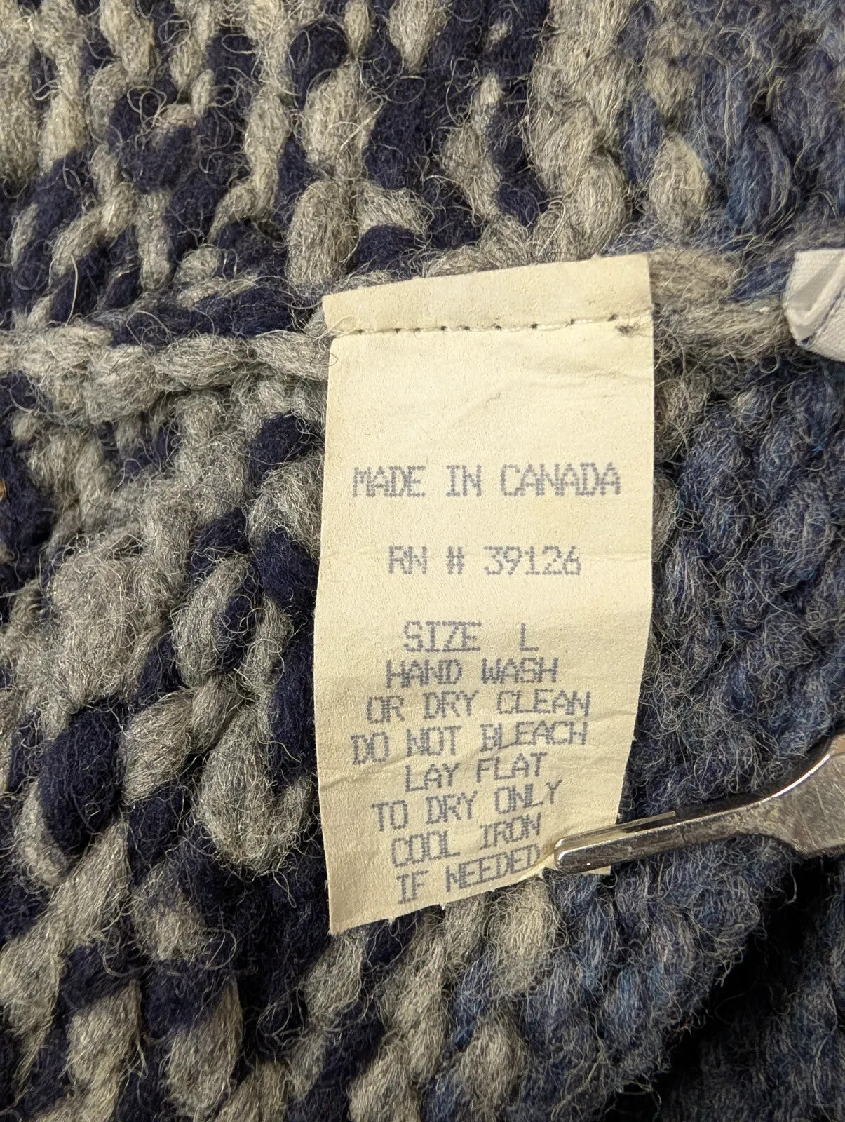 Filson Cowichan Cardigan Sweater Large Grey Wool Hand Knit Fair Isle Canada Ltd