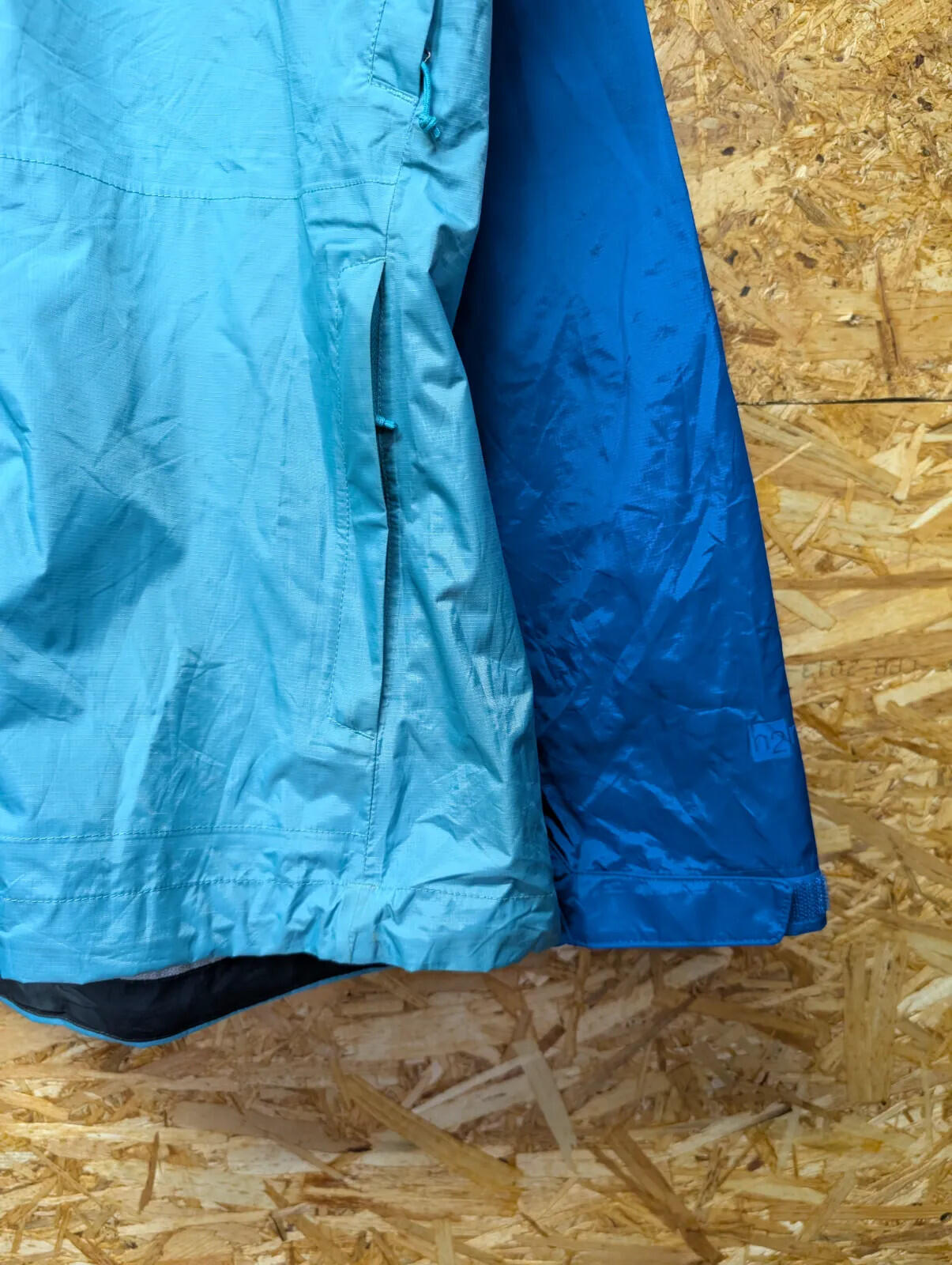 Patagonia Torrentshell 3L Rain Jacket Womens L Waterproof Coat Blue H2no Anorak