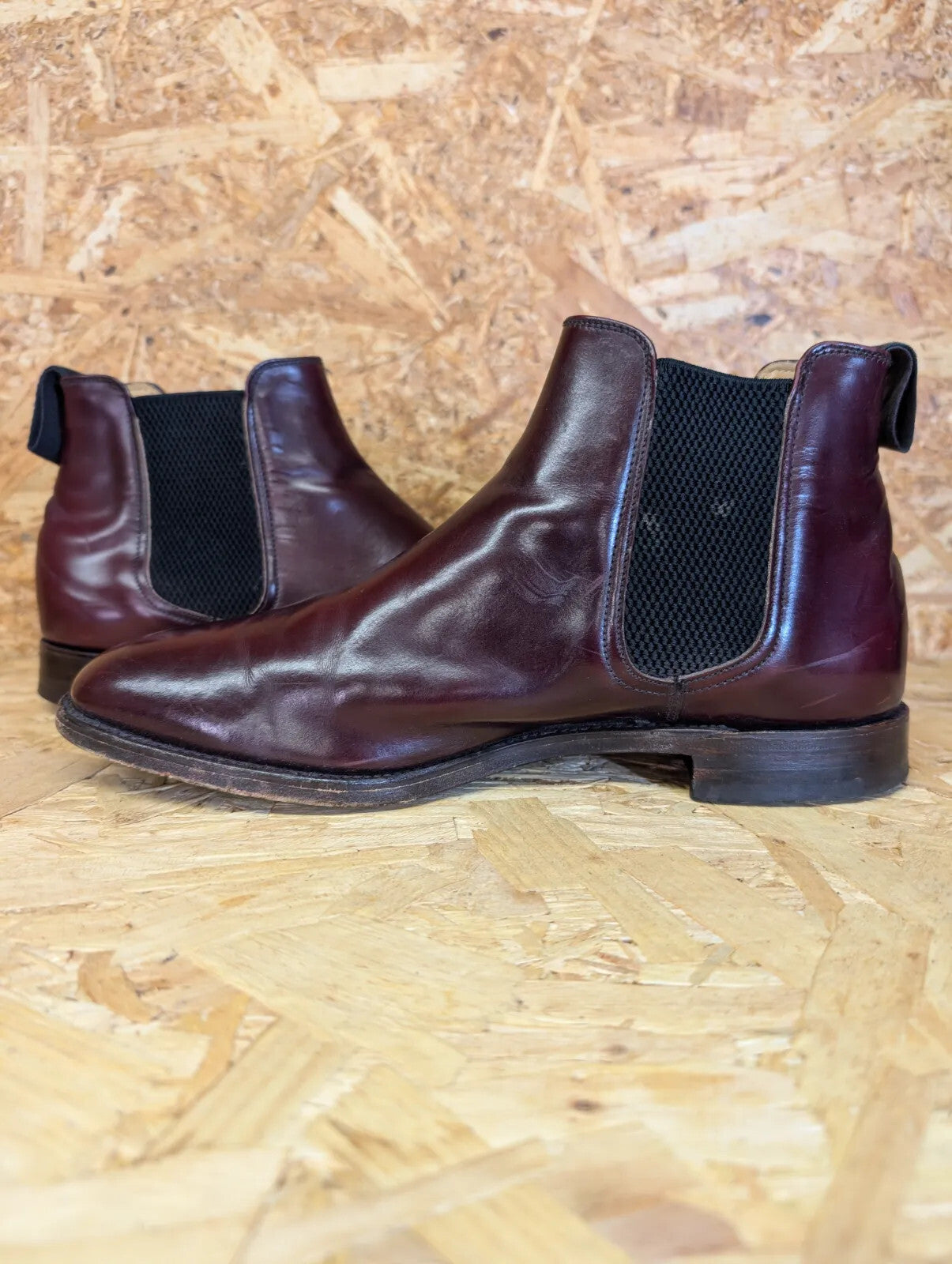 Loake Burgundy Leather Chelsea Boots Mens UK 7 England Made Slip-On Derby 1880