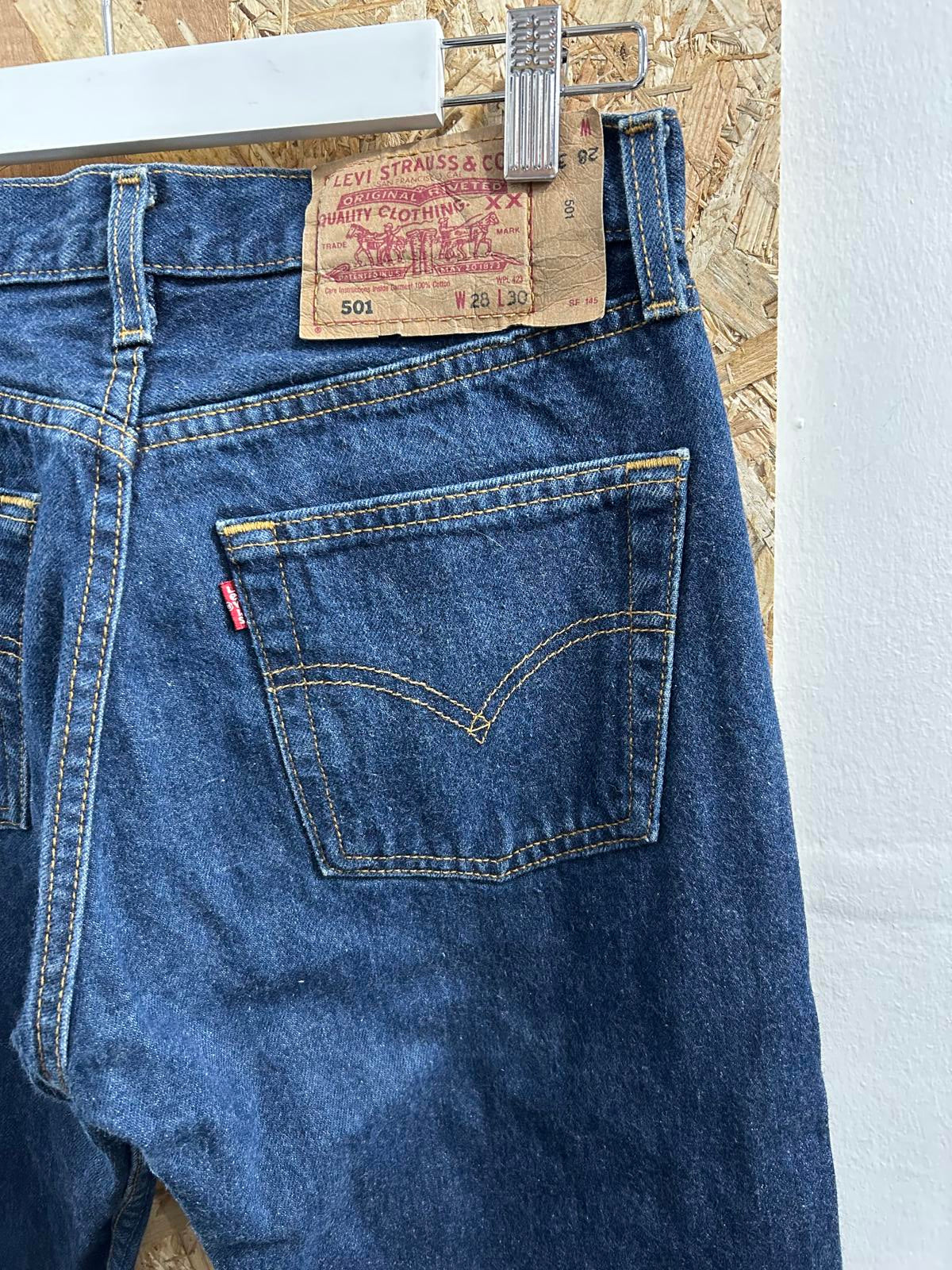 Levis 501 W28 L30 Vintage 90s Jeans Stonewashed Blue Straight Leg Regular Fit