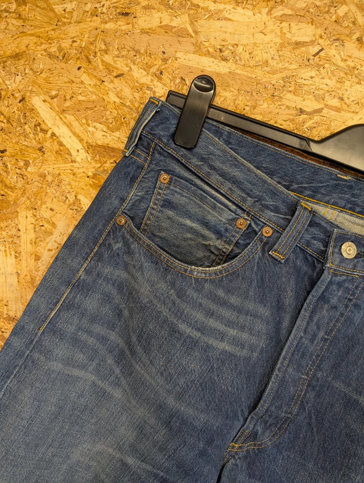 Levis Vintage Clothing LVC 1947 501 Blue Jeans Redline Selvedge W32 L33