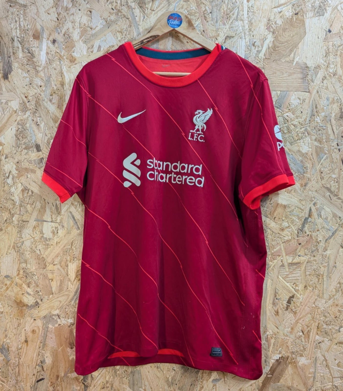 Liverpool Football Shirt Men XL 21/22 Home Short Sleeve Standard Chartered Nike