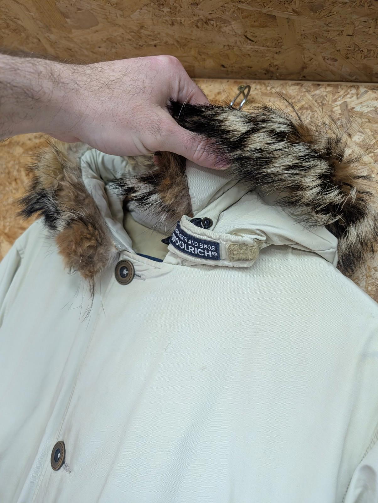 Woolrich Arctic Parka Small Men White Trim Hood USA Goose Down Feather USA Coat