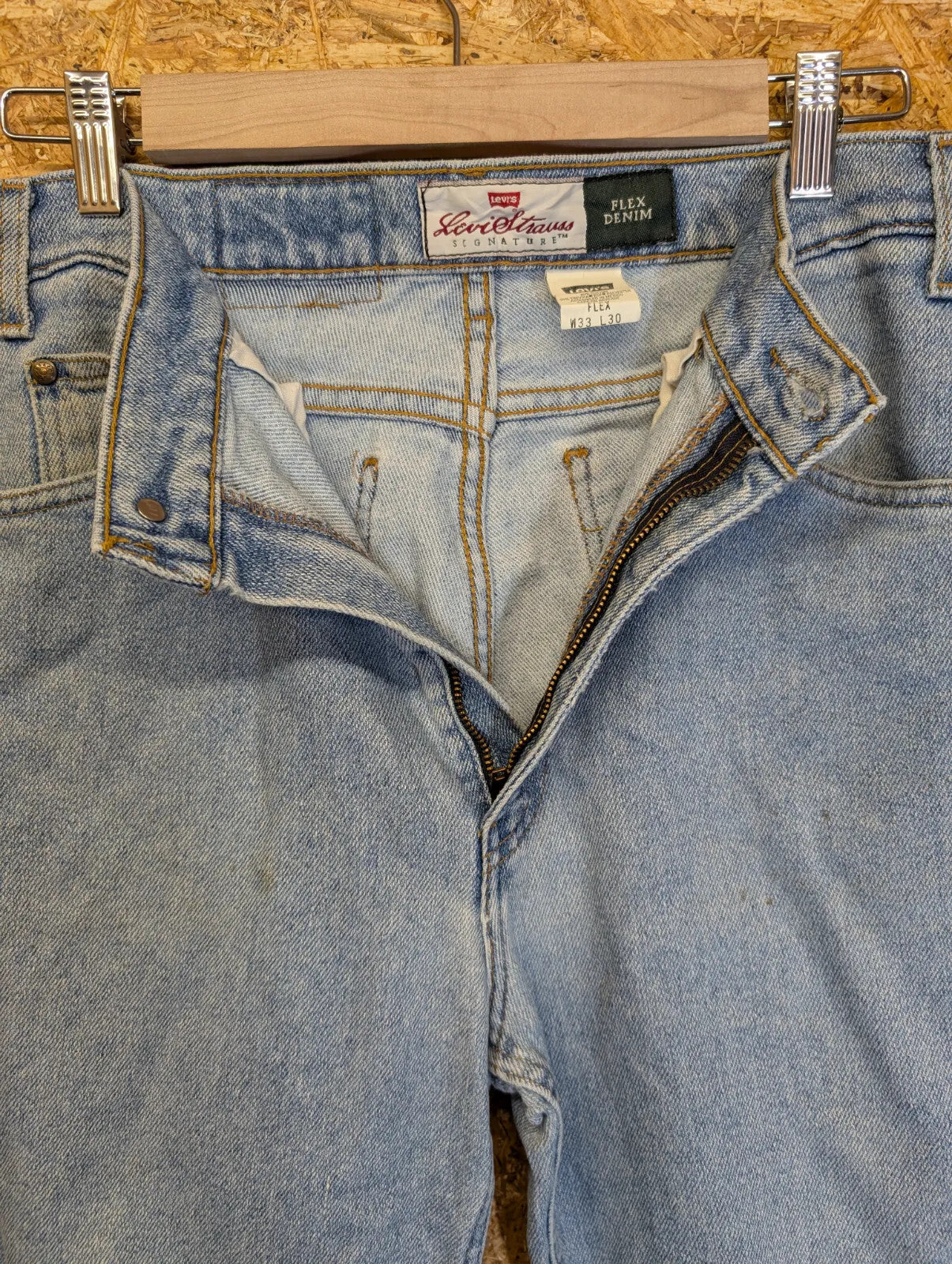 Vintage Levis Bronze Tab Jeans Mens W33 L30 Light Blue Denim Flex Zip Fly 90s