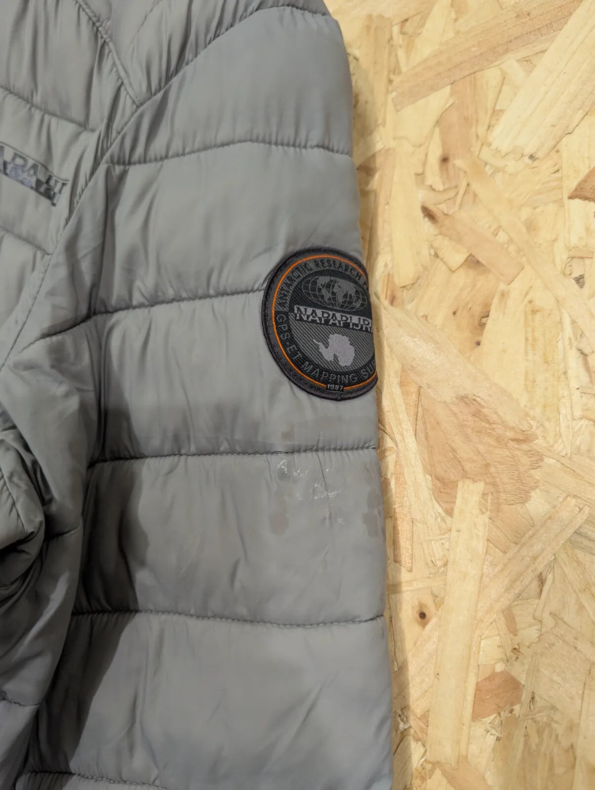 Napapijri Puffer Jacket Mens Medium Grey Quilted Hooded Padded Insulated Coat
