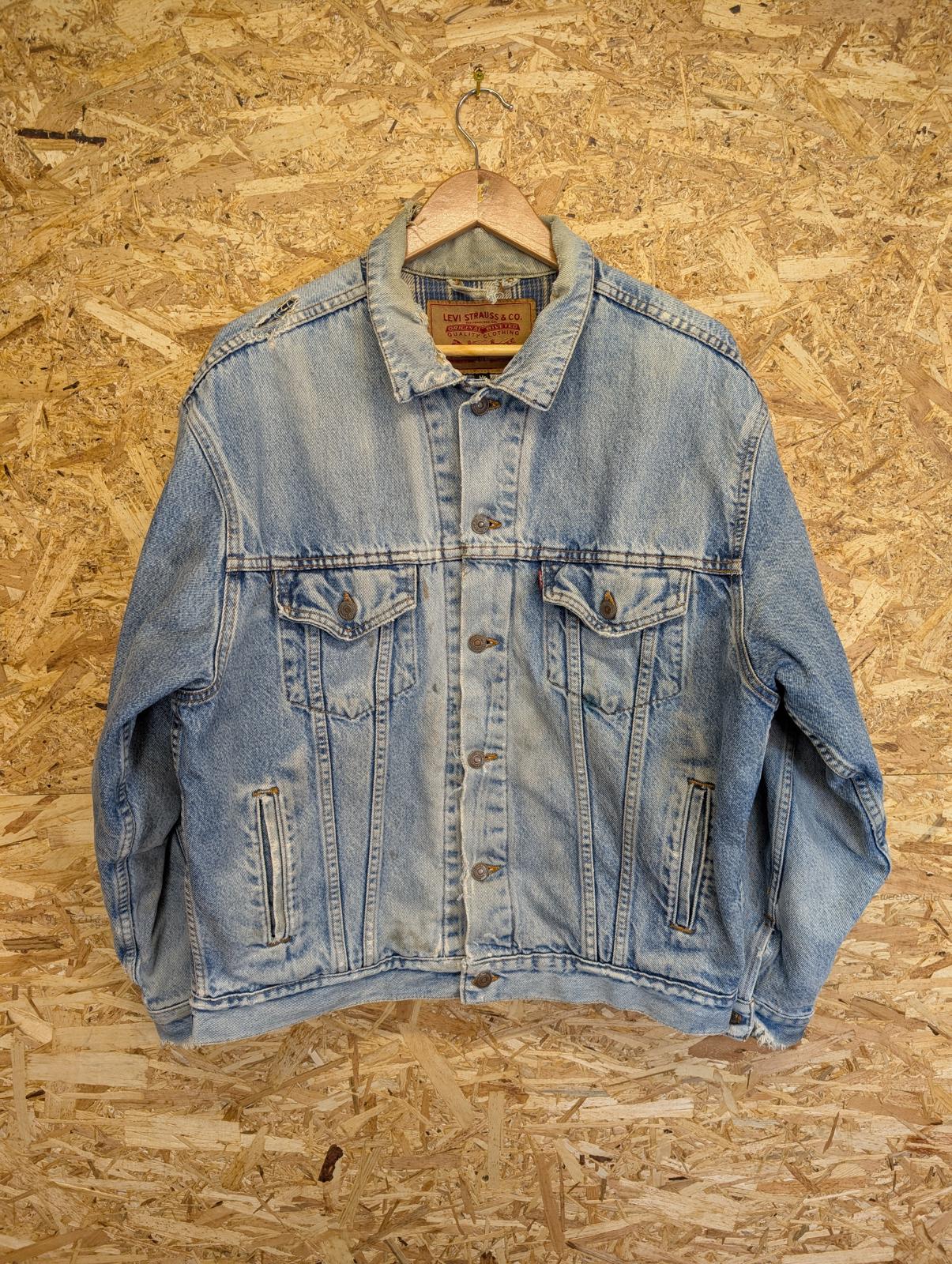 Levis Denim Trucker Jacket Medium Blue Flannel Lined Made In USA Vintage 90s