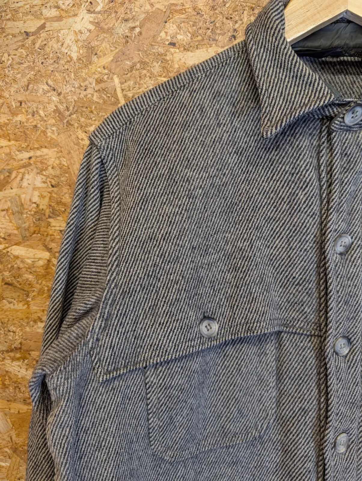 Vintage Woolrich Mackinaw Jacket Mens Large Grey Herringbone Overshirt USA 80s