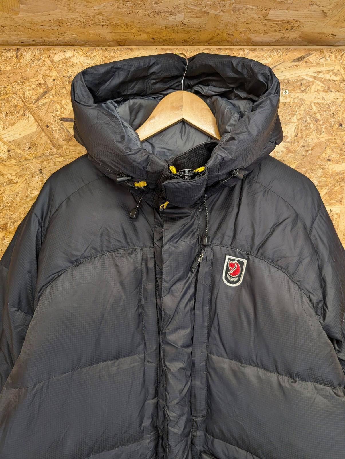 Fjällräven Expedition Down Jacket Large Men Puffer Hooded Down Insulated Black