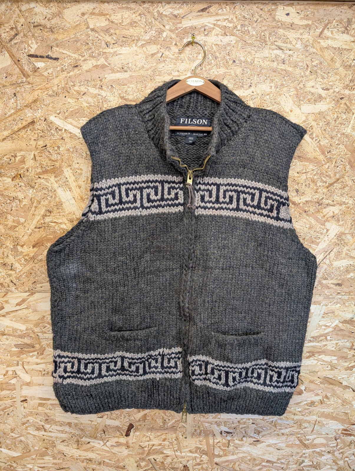 Filson Knitted Mens Size 2XL Limited Edition Grey Wool Cowichan Stag Jumper Vest