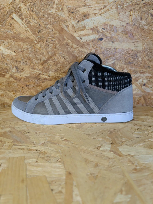 K Swiss High Top Sneakers Mens UK 8.5 Grey Suede Fleece Lining Court Mid Lace