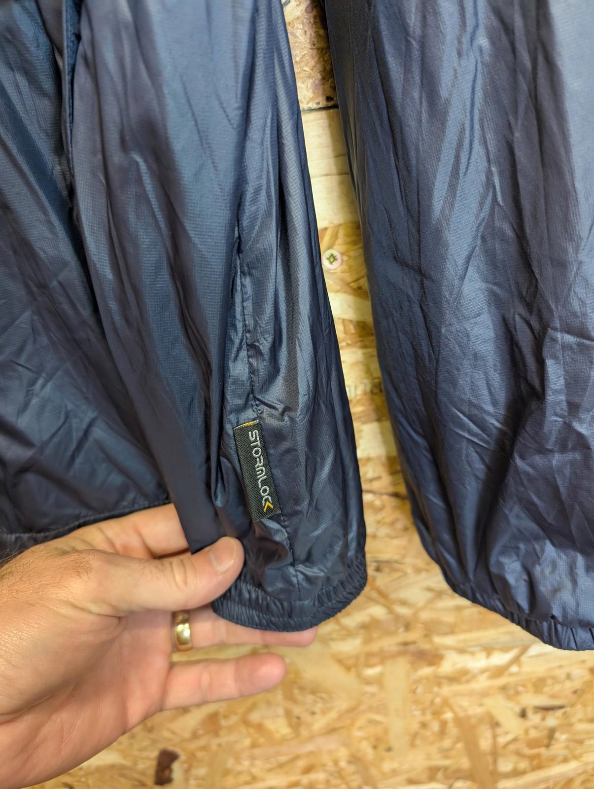 Jack Wolfskin Windbreaker Jacket Medium Men Lightweight Hooded Navy Blue Lined