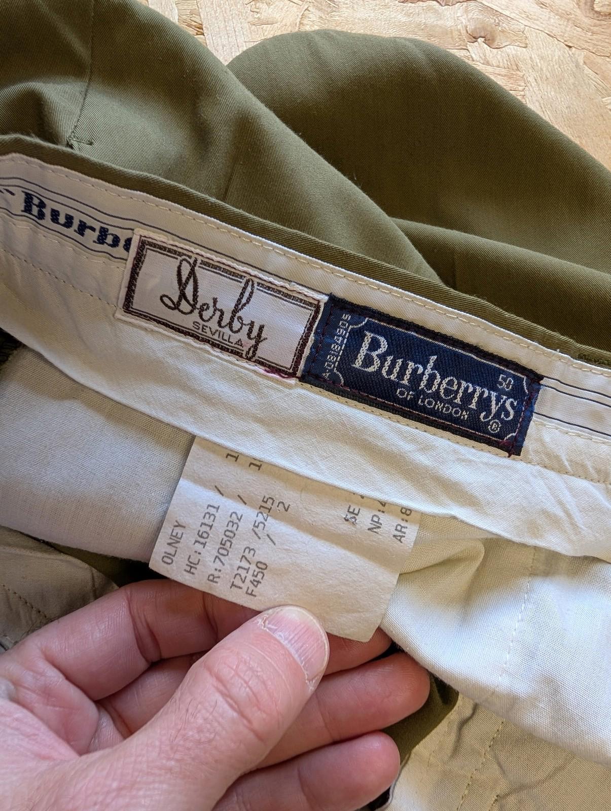 Burberry Shorts W38 Mens Pleated Tailored Front Olive Khaki Green Vintage 90s