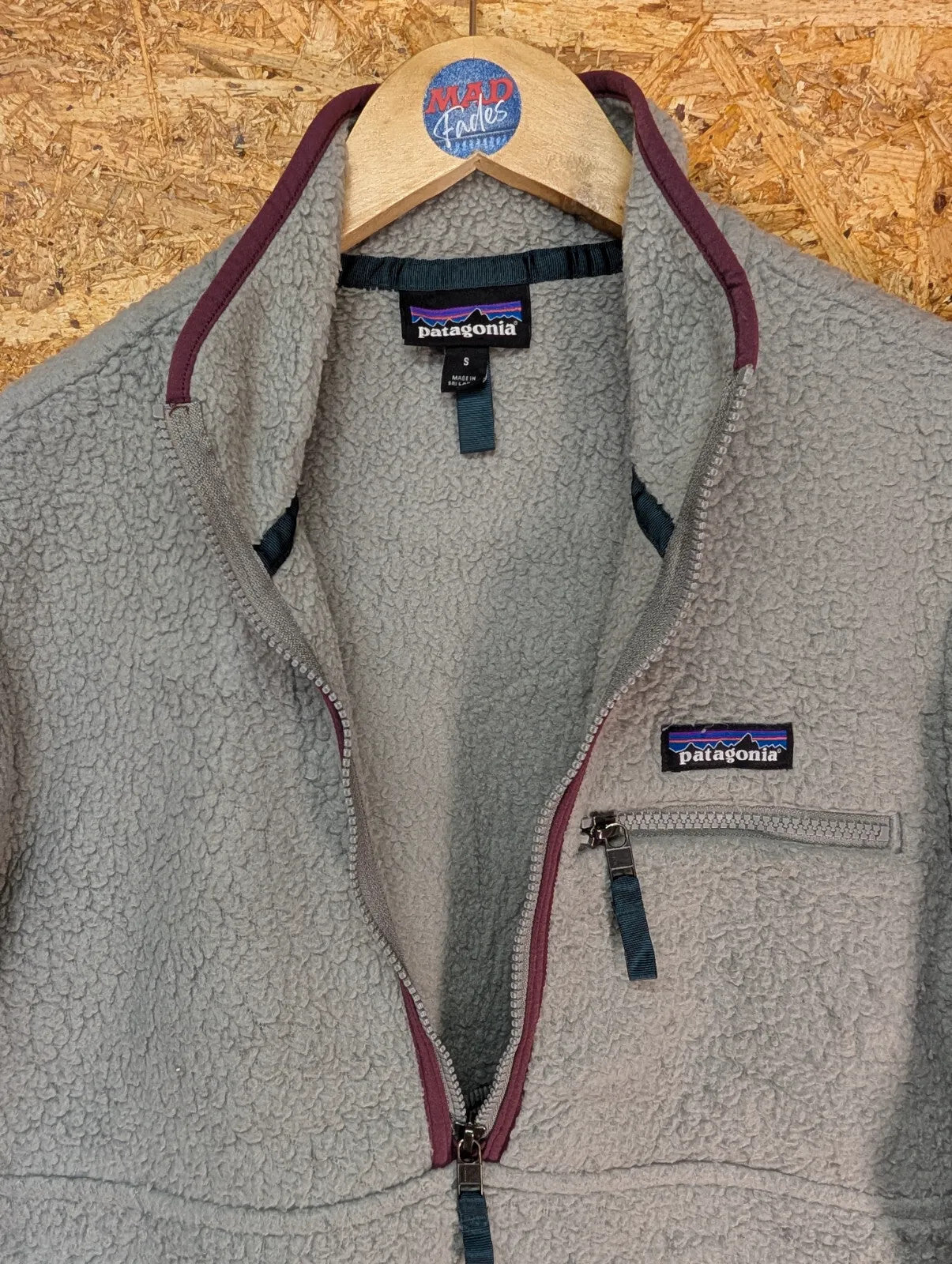Patagonia Retro Pile Fleece Marsupial Pullover Womens Small Grey Purple 1/4 Zip
