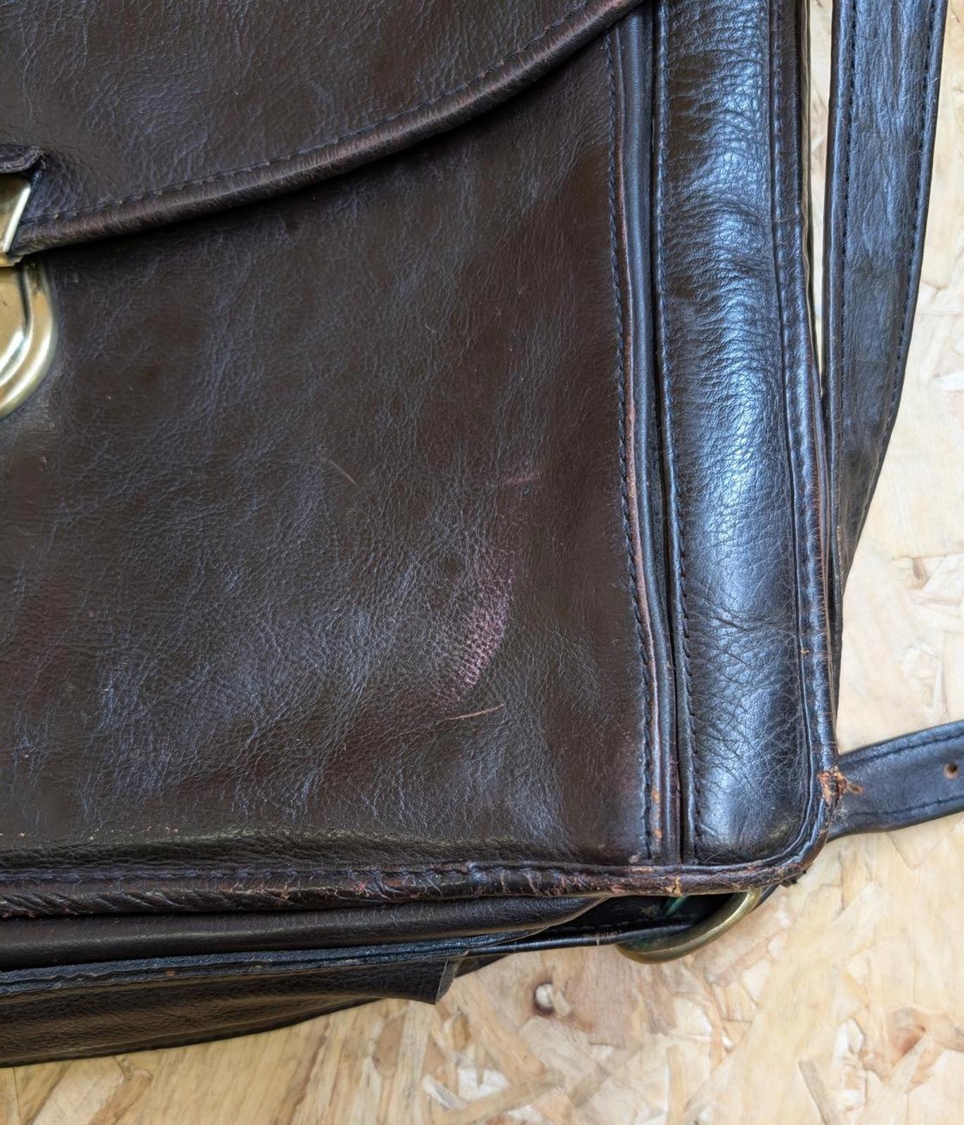 Quality Leather Brown 17 " Messenger Bag Medium Briefcase Satchel Book Strap