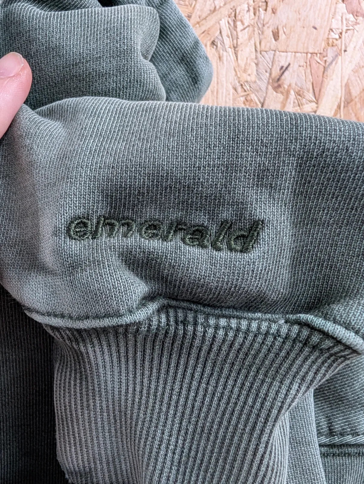 Broken Planet Hoodie Womens XS Green Organic Cotton Long Sleeve Emerald Pullover