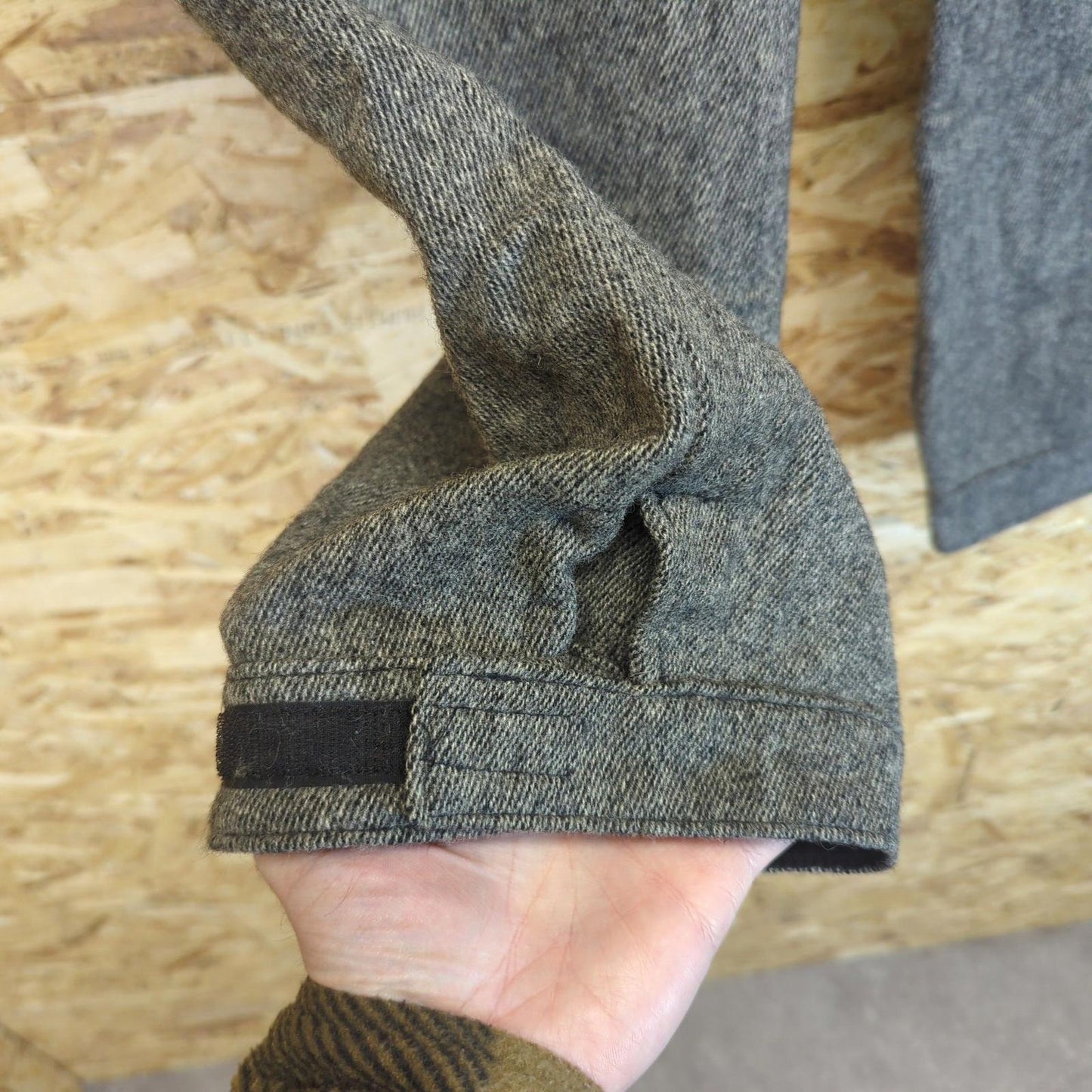 1970s Woolrich Grey Wool Plaid Hunting 3/4 Pants Workwear Vintage Pantaloons 32