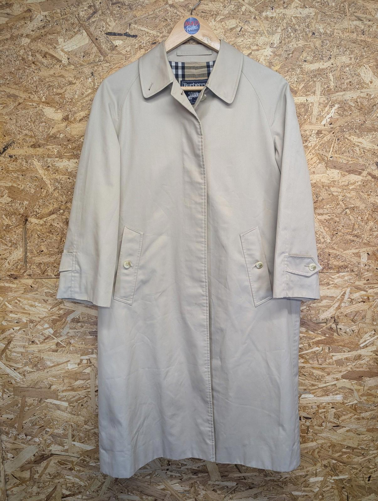 Burberrys London Trench Coat Size 8 Medium Women Beige Nova Check Vintage 90s