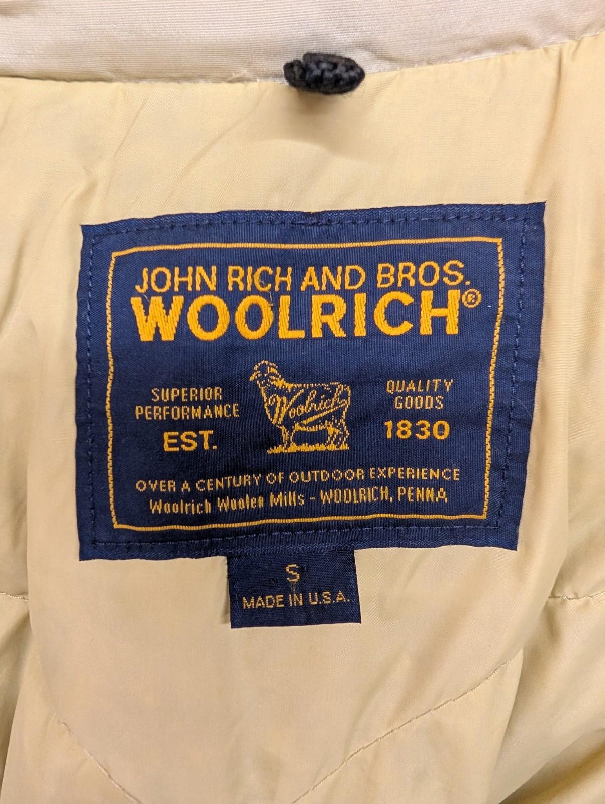 Woolrich Arctic Parka Small Men White Trim Hood USA Goose Down Feather USA Coat