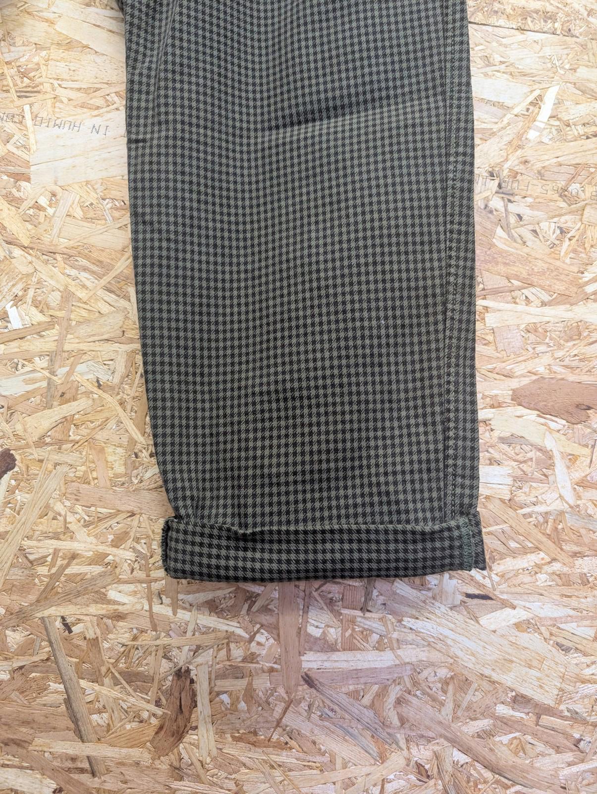 Levis XX Chino EZ Trousers Large Casual Joggers Houndstooth Check Khaki Green