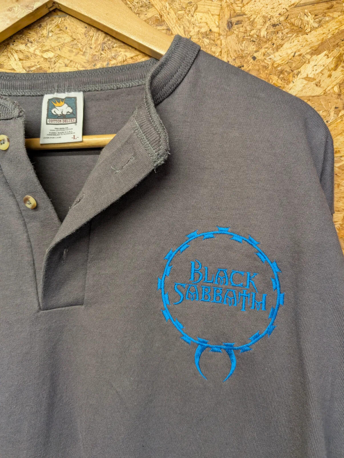 Vintage Black Sabbath Long Sleeve Henley Shirt Mens Large Grey Cotton Made USA