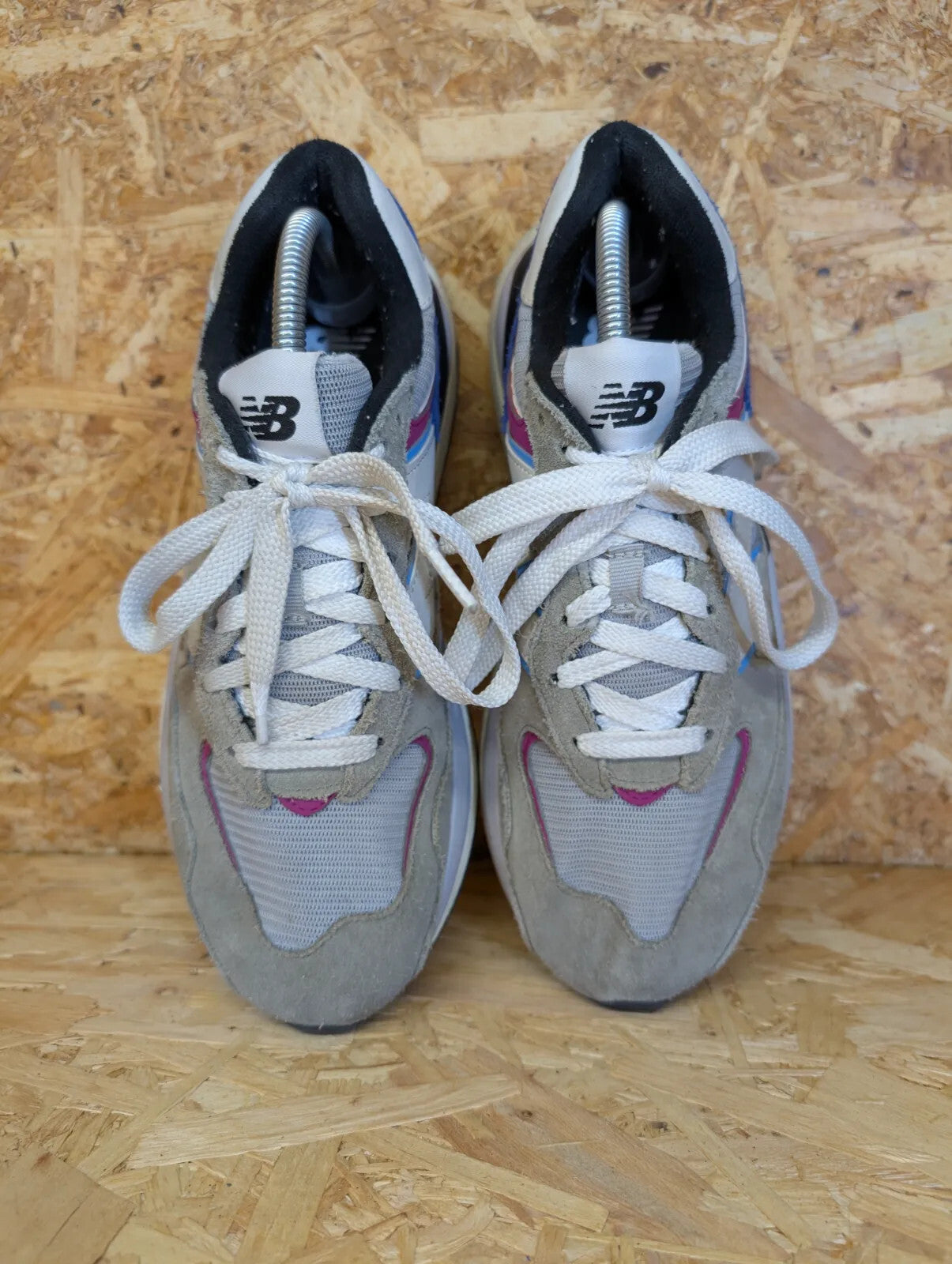 New Balance 57/40 Running Shoes UK 8 Grey Suede Trainers Running Blue M5740DD1