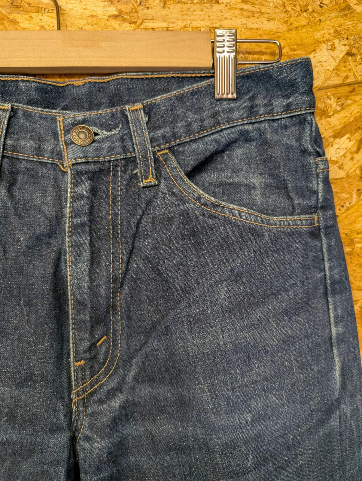 Vintage Levis 607 Jeans Mens W30 L32 Dark Blue Wash Denim Button Orange Tab 90s