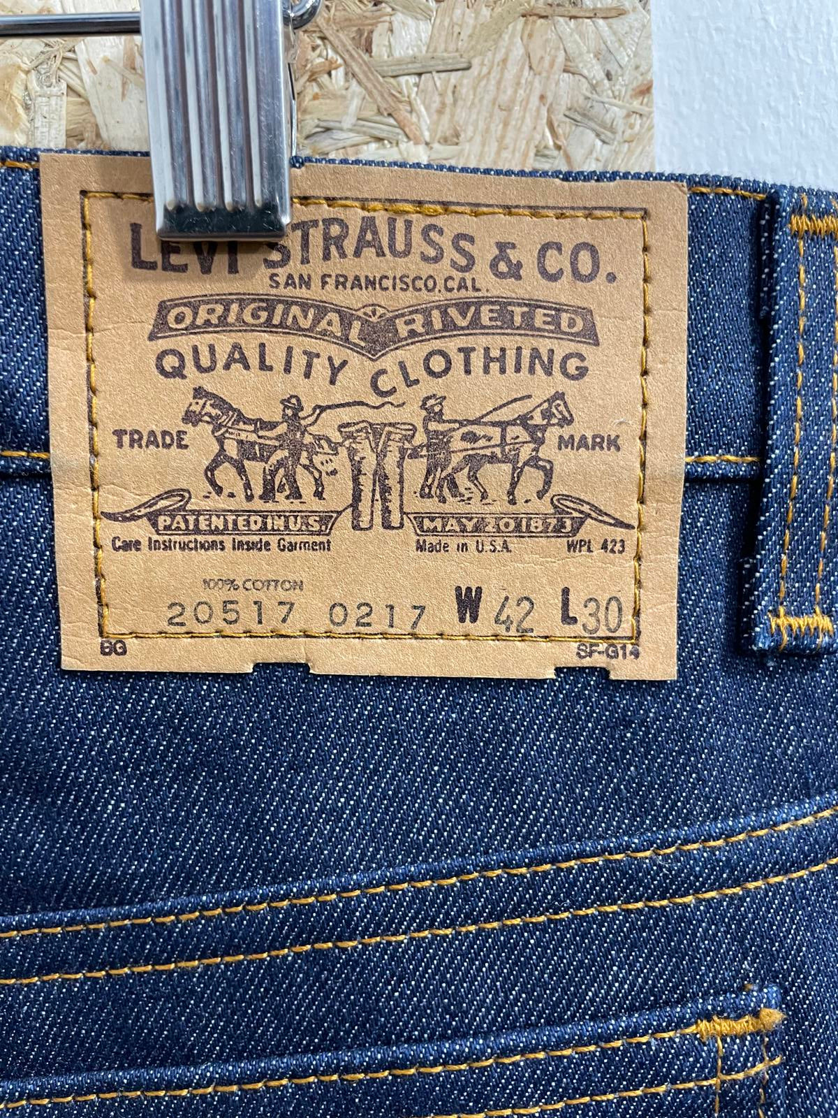 Levis 517 Straight Jeans W42 L30 Made in USA Indigo Blue Denim Vintage 70s 1976