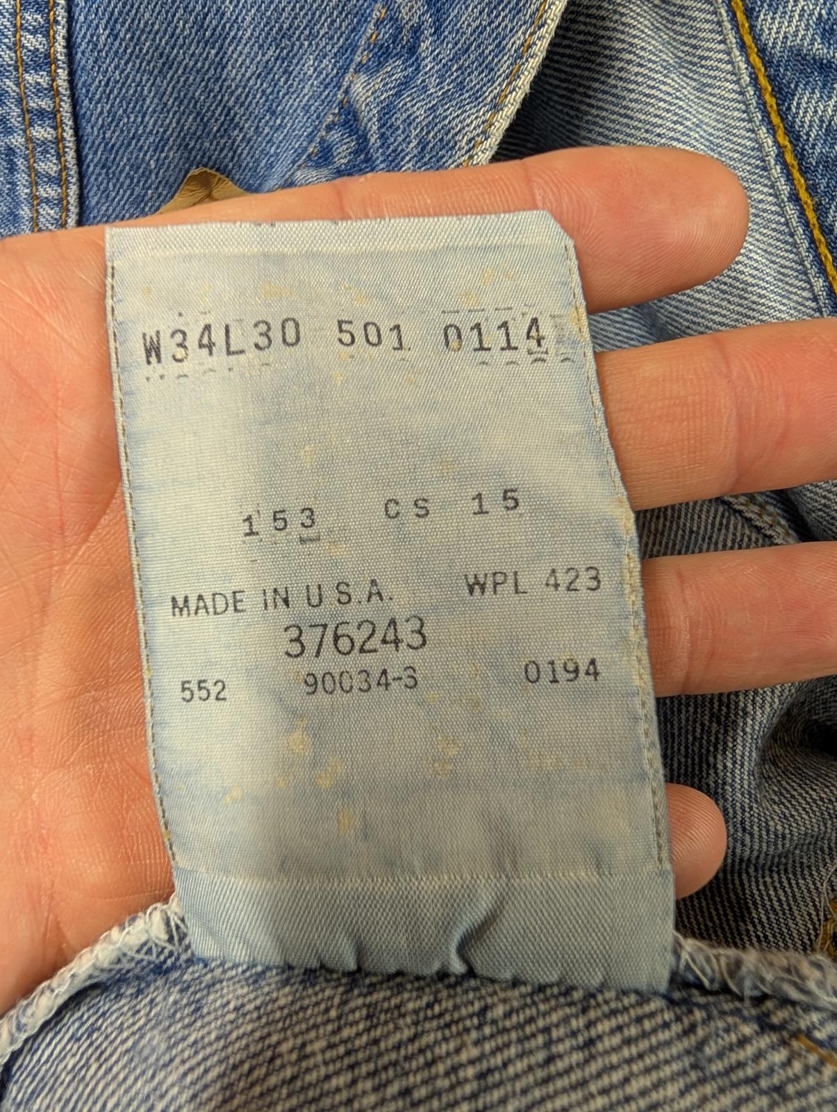 Levis 501 Jeans W34 L28 Made in USA Vintage 90s Mid Wash Blue Denim