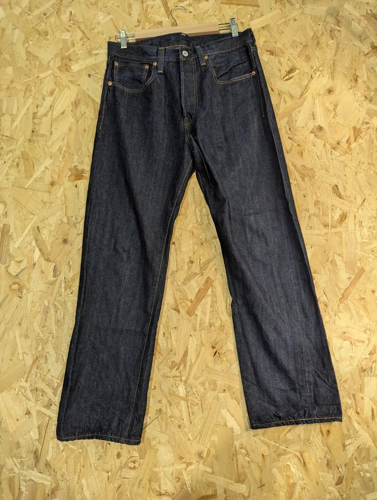 Levis Vintage Clothing 1947 501 XX Jeans Mens W32 L34 Dark Blue Wash Japan LVC